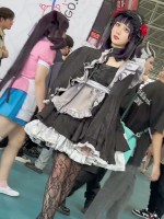 1281【KFC】洛丽塔裙靓女逛街·黑色吊带袜白色内内全程跟拍