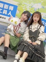 1284【KFC】洛丽塔裙学生妹拍照逛展·灰色内内低角度前后CD