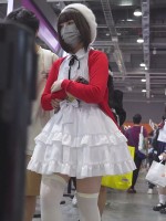 1016【xxn-313】路人女主cos小姐姐..护栏反光照亮蕾丝边内裤