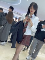 1324【KFC】JK制服学生妹逛街专注玩手机·灰色丝袜白内前后CD