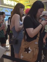 1082(BC-AA-602)少妇的内裤就是骚..露背牛仔裙少妇两侧露毛连一起