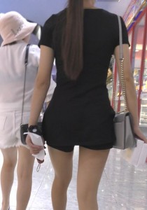 肉丝丰臀少妇[135MB]