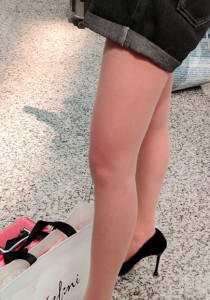 肉丝袜黑高牛仔短裤少妇[3.39G]