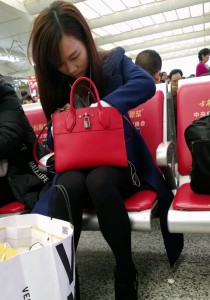 蓝色外套黑丝美腿[852M]