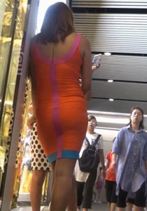 【若只是初见】超紧橘红包臀裙性感丰臀少妇[372M]