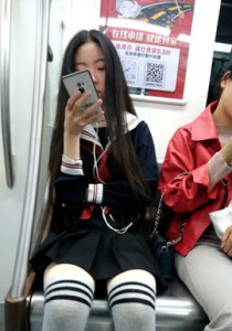 4K无水印性感美腿视频[169MB]