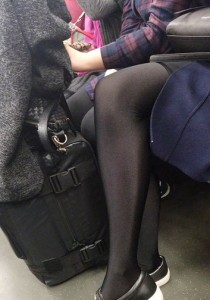 闪亮的黑丝黑鞋[759M]