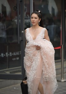 148礼服裙网红美女