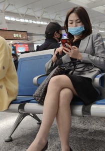 一副女强人的干练样子[2.22G]