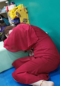 亲子乐园系列颜值连衣红裙睡美人玉足[707M]