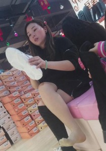 鞋店系列长发连衣裙超薄肉丝长靴美少妇诱惑换靴[883M]