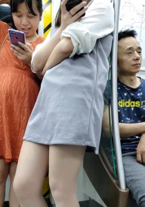 4K无水印性感美腿视频[285MB]