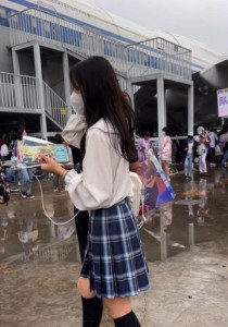 【TIMCOB】⭐精品CD⭐JK小姐姐尿湿了！PG大到夹住一半NN[1.26G]