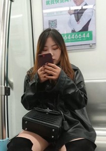 4K无水印性感美腿视频[143MB]