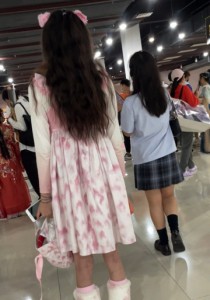 【TIMCOB】⭐CD系列⭐眼睛很大的可爱萝莉！泡泡袜NN夹紧！[715M]