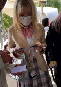 【TIMCOB】⭐精品系列⭐金发小姐姐！肉丝袜JKNN是一套的！[914M]