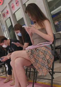 172极品气质长腿美女雅坐姿高清视频3分16秒