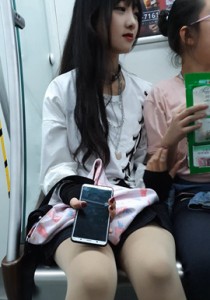 4K无水印性感美腿视频[163MB]