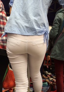 【JACK】紧身白裤小美女买鞋[825M]