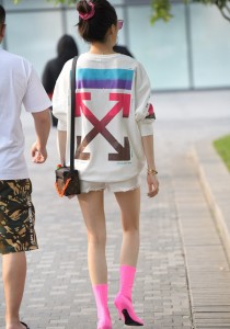 149大长腿高跟美女这腿实在美