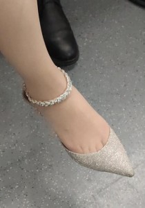 性感的肉丝袜小高跟少妇[2.59G]