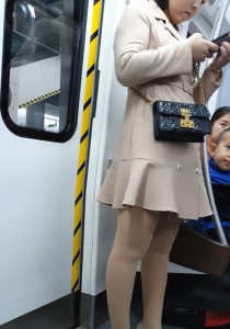 4K无水印性感美腿视频[295MB]