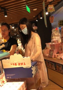 【TIMCOB】⭐CD原创⭐两小姐姐！镜头怼着拍！太通透，尿湿N[404M]