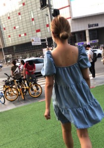 【TIMCOB】⭐CD系列⭐大学生逛街！没穿N衣！NN前后全脏了[428M]