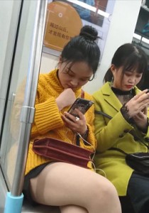 4K无水印性感美腿视频[87MB]