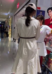 【TIMCOB】⭐精品系列⭐长裙小姐姐!肉色花丝袜!站着不动被拍[1.32G]