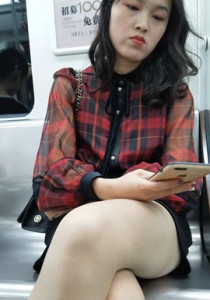 4K无水印性感美腿视频[217MB]