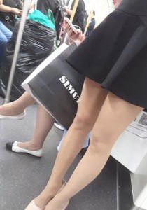 032高跟肉丝美女身材不错