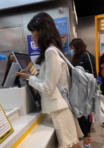 【TIMCOB】⭐精品CD⭐ 大学生穿肉丝袜！张开腿给你看NN！[1.98G]