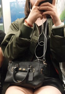 4K无水印性感美腿视频[222MB]