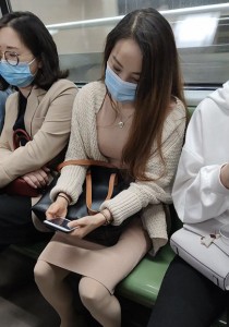 大熊细腿肉丝袜美女[336M]