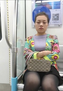 4K无水印性感美腿视频[164MB]