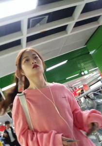 4K无水印性感美腿视频[205MB]