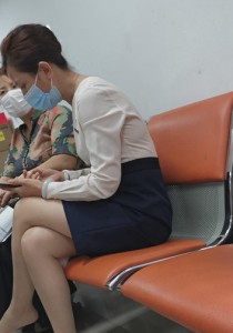 199办公室气质美熟女超薄肉丝高跟诱惑挑鞋视频1分05秒