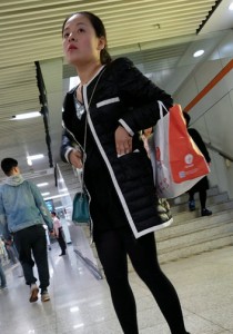 黑色滑雪衫黑丝紫高[459M]