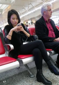 黑衣黑色紧身裤[787M]