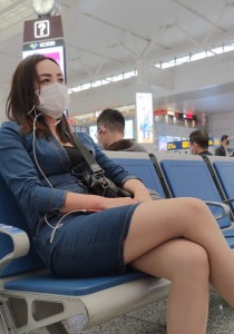 牛仔套装肉丝袜高跟少妇[3.05G]