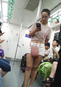 4K无水印性感美腿视频[247MB]