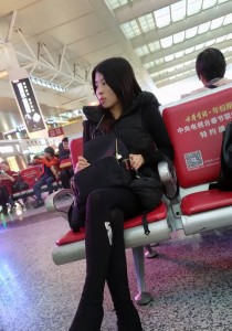 黑色滑雪衫马甲黑丝黑靴[848M]