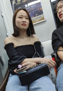 4K无水印性感美腿视频[260MB]