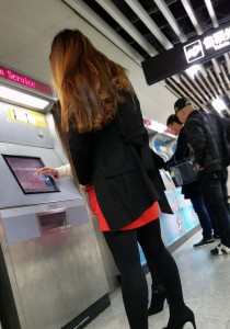 一对靓丽的美腿黑丝1[620M]