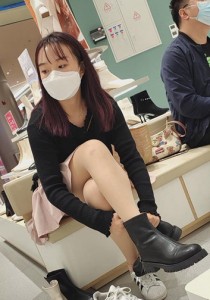 209鞋店西装丝蕾熟女超薄肉丝试鞋差点看不出穿了丝4K视频5分07秒