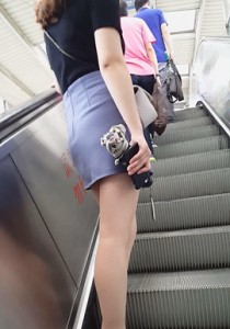 023萝莉的娇小身材
