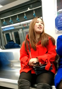 4K无水印性感美腿视频[215MB]