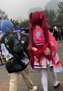 【TIMCOB】⭐精品CD⭐可爱的coser小姐姐！白袜sao丁和闺蜜逛展[481M]