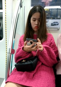 4K无水印性感美腿视频[126MB]